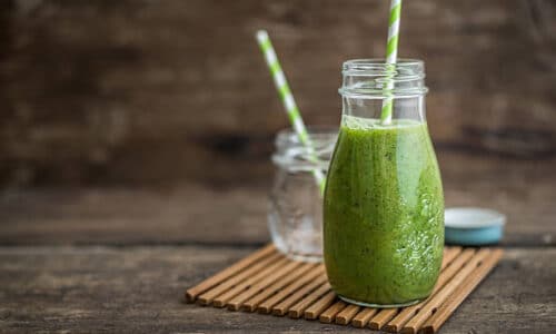 Smoothie kiwi-banane-épinard